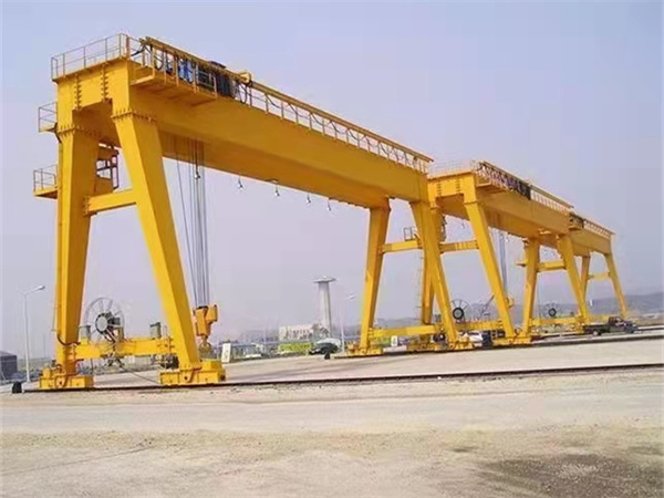 雙梁門式起重機(jī)